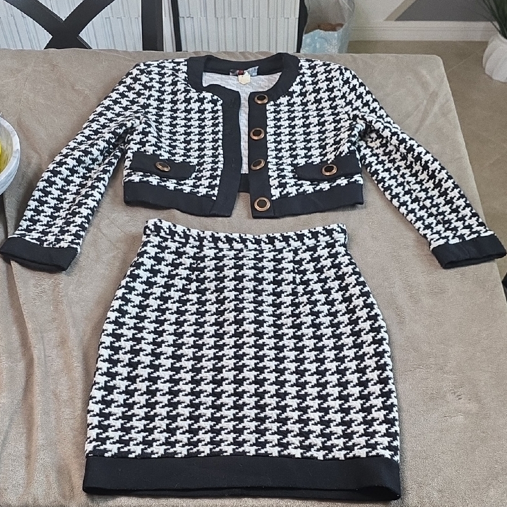 Split Decision Houndstooth Skirt Suit